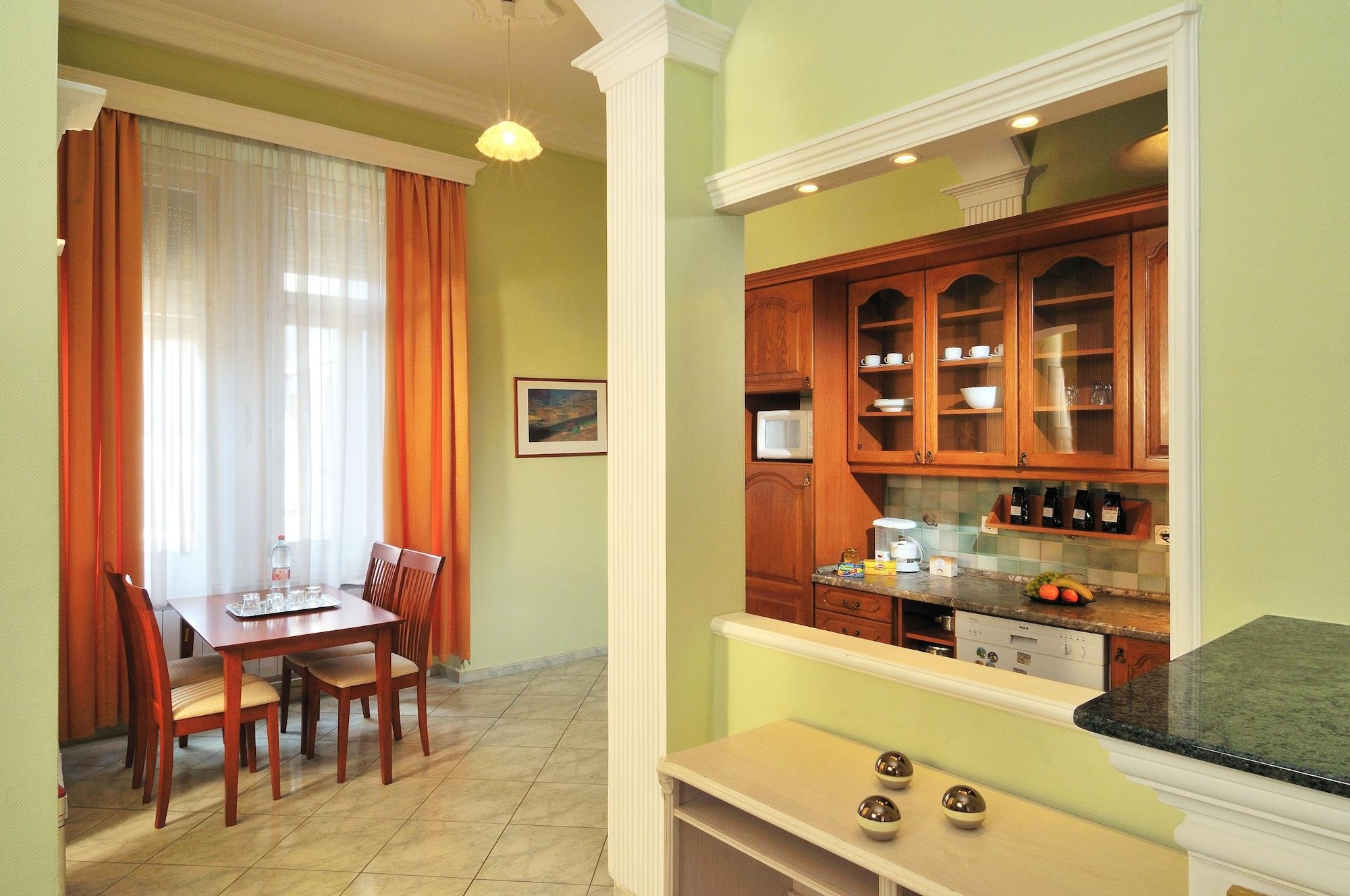 Hotel Baross - 3*