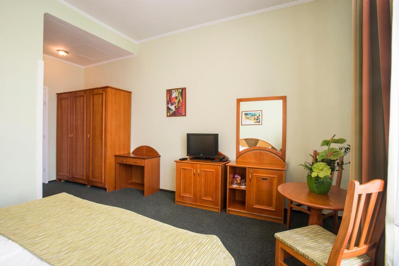 Baross - 3* Budapest